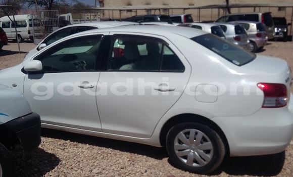 Buy Used Toyota bB White Car in Mogadishu in Somalia