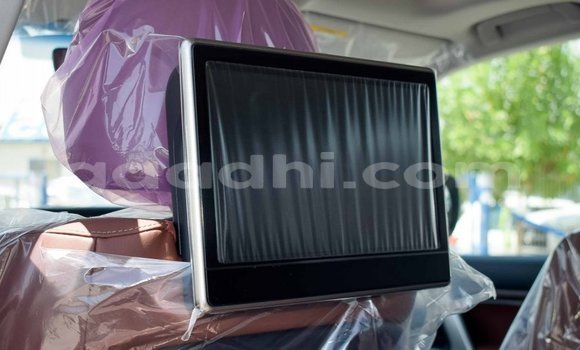 Nunua Mpya Toyota Land Cruiser Nyeusi Gari ndani ya Afgooye nchini Somalia Nunua Mpya Toyota Land Cruiser Nyeusi Gari ndani ya Afgooye nchini Somalia