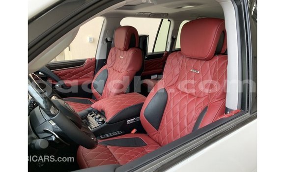 اشتري Imported Lexus LX أسود سيارة في Import - Dubai في الصومال اشتري Imported Lexus LX أسود سيارة في Import - Dubai في الصومال