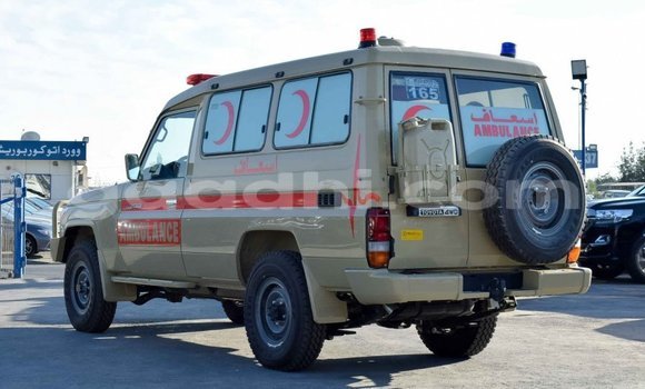 Nunua Mpya Toyota Land Cruiser Beige Gari ndani ya Afgooye nchini Somalia Nunua Mpya Toyota Land Cruiser Beige Gari ndani ya Afgooye nchini Somalia