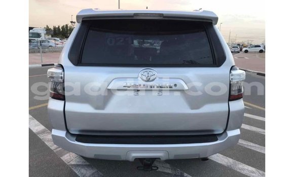 Buy Import Toyota HiAce Other Truck in Import - Dubai in Somalia Buy Import Toyota HiAce Other Truck in Import - Dubai in Somalia