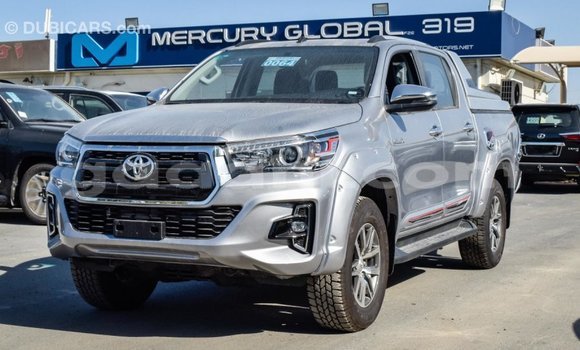 Imported Toyota Hilux Other Makiinaa iti Import - Dubai keessatti Somalia keessatti Imported Toyota Hilux Other Makiinaa iti Import - Dubai keessatti Somalia keessatti