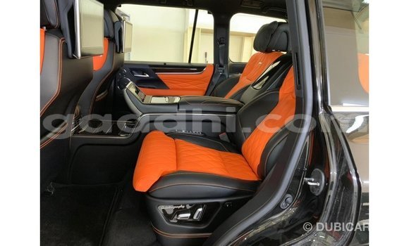 اشتري Imported Lexus LX أسود سيارة في Import - Dubai في الصومال اشتري Imported Lexus LX أسود سيارة في Import - Dubai في الصومال