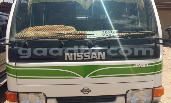 Buy New Nissan Note White Car in Hargeysa in Somaliland Buy New Nissan Note White Car in Hargeysa in Somaliland
