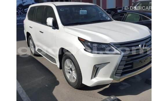 اشتري Imported Lexus LX أبيض سيارة في Import - Dubai في الصومال اشتري Imported Lexus LX أبيض سيارة في Import - Dubai في الصومال