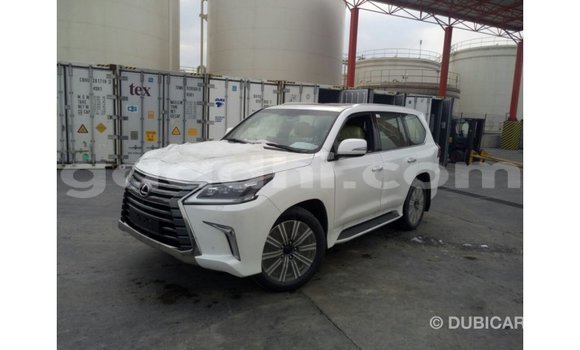 اشتري Imported Lexus LX أبيض سيارة في Import - Dubai في الصومال اشتري Imported Lexus LX أبيض سيارة في Import - Dubai في الصومال