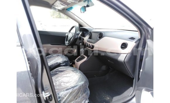 اشتري Imported Hyundai i10 آخر سيارة في Import - Dubai في الصومال اشتري Imported Hyundai i10 آخر سيارة في Import - Dubai في الصومال