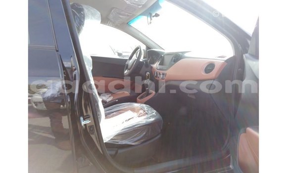 Imported Hyundai i10 Black Makiinaa iti Import - Dubai keessatti Somalia keessatti Imported Hyundai i10 Black Makiinaa iti Import - Dubai keessatti Somalia keessatti