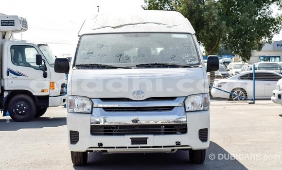 اشتري Imported Toyota Hiace أبيض سيارة في Import - Dubai في الصومال اشتري Imported Toyota Hiace أبيض سيارة في Import - Dubai في الصومال