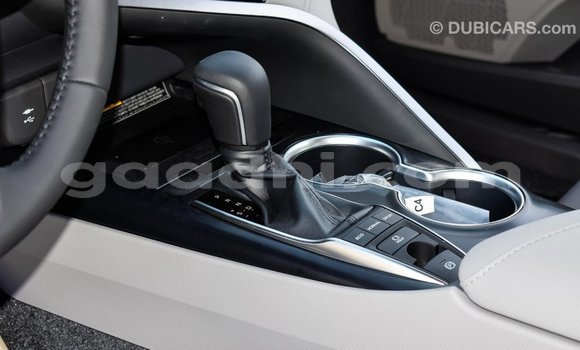 اشتري Imported Toyota Camry أسود سيارة في Import - Dubai في الصومال اشتري Imported Toyota Camry أسود سيارة في Import - Dubai في الصومال