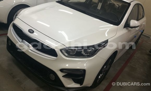 Imported Kia Cerato White Makiinaa iti Import - Dubai keessatti Somalia keessatti Imported Kia Cerato White Makiinaa iti Import - Dubai keessatti Somalia keessatti