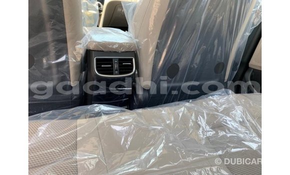 Imported Hyundai Elantra White Makiinaa iti Import - Dubai keessatti Somalia keessatti Imported Hyundai Elantra White Makiinaa iti Import - Dubai keessatti Somalia keessatti