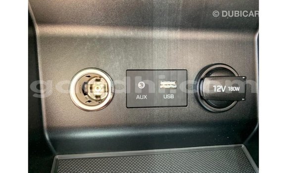 Imported Hyundai Elantra White Makiinaa iti Import - Dubai keessatti Somalia keessatti Imported Hyundai Elantra White Makiinaa iti Import - Dubai keessatti Somalia keessatti