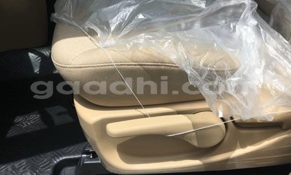 Imported Hyundai Accent White Makiinaa iti Import - Dubai keessatti Somalia keessatti Imported Hyundai Accent White Makiinaa iti Import - Dubai keessatti Somalia keessatti