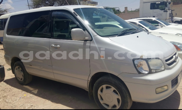 Acheter Occasion Voiture Toyota 4Runner Gris à Hargeysa, Somaliland Acheter Occasion Voiture Toyota 4Runner Gris à Hargeysa, Somaliland