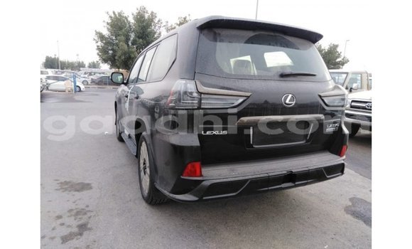 Acheter Import Voiture Lexus LX Noir à Import - Dubai, Somalie Acheter Import Voiture Lexus LX Noir à Import - Dubai, Somalie