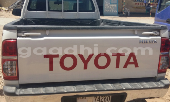 Buy Used Toyota Hilux White Car in Hargeysa in Somaliland Buy Used Toyota Hilux White Car in Hargeysa in Somaliland