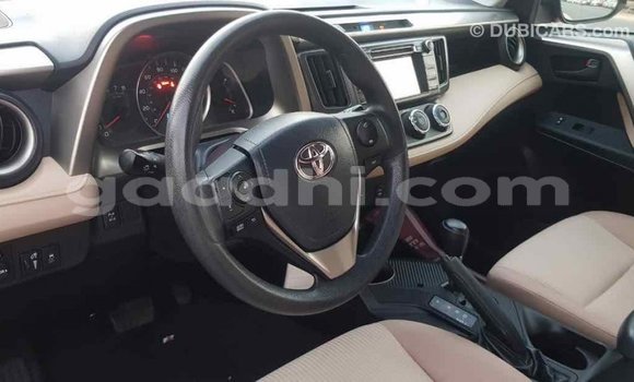 ይግዙ Imported Toyota HiAce ቀይ የጭነት መኪና በ Import - Dubai በ ሶማሊያ ይግዙ Imported Toyota HiAce ቀይ የጭነት መኪና በ Import - Dubai በ ሶማሊያ