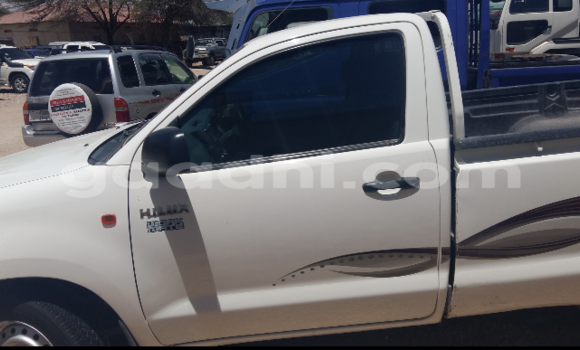 Buy Used Toyota Hilux White Car in Hargeysa in Somaliland Buy Used Toyota Hilux White Car in Hargeysa in Somaliland