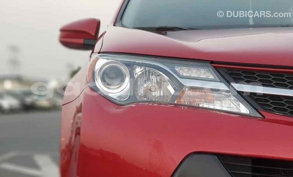 ይግዙ Imported Toyota HiAce ቀይ የጭነት መኪና በ Import - Dubai በ ሶማሊያ ይግዙ Imported Toyota HiAce ቀይ የጭነት መኪና በ Import - Dubai በ ሶማሊያ