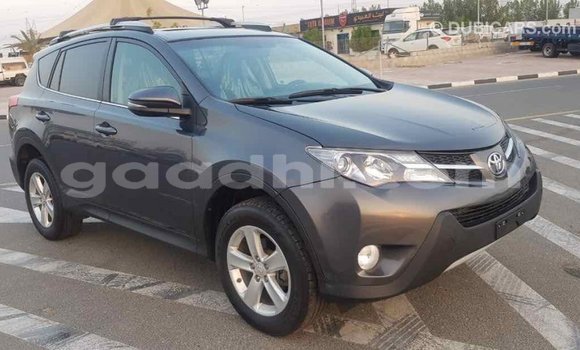 اشتري Imported Toyota Highlander آخر سيارة في Import - Dubai في الصومال اشتري Imported Toyota Highlander آخر سيارة في Import - Dubai في الصومال