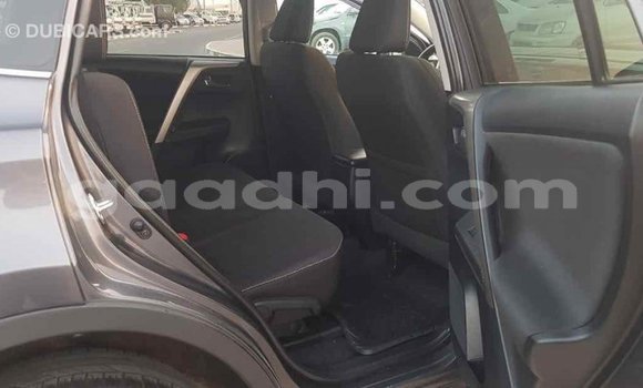 اشتري Imported Toyota Highlander آخر سيارة في Import - Dubai في الصومال اشتري Imported Toyota Highlander آخر سيارة في Import - Dubai في الصومال