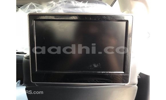 Acheter Import Voiture Lexus LX Blanc à Import - Dubai, Somalie Acheter Import Voiture Lexus LX Blanc à Import - Dubai, Somalie