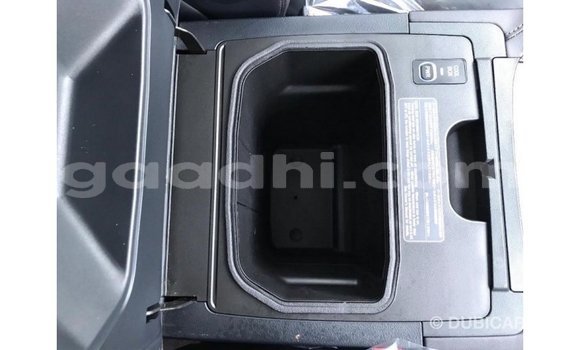 Acheter Import Voiture Lexus LX Blanc à Import - Dubai, Somalie Acheter Import Voiture Lexus LX Blanc à Import - Dubai, Somalie