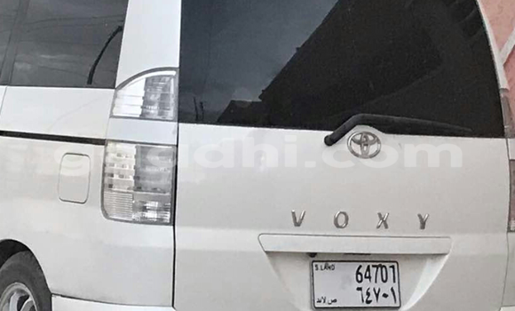 اشتري مستعمل Toyota Voxy أبيض سيارة في هرجيسا في أرض الصومال اشتري مستعمل Toyota Voxy أبيض سيارة في هرجيسا في أرض الصومال
