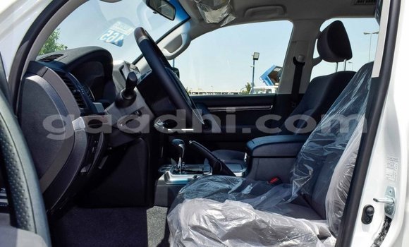 Buy New Toyota Land Cruiser White Car in Afgooye in Somalia Buy New Toyota Land Cruiser White Car in Afgooye in Somalia