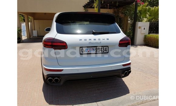 اشتري Imported Porsche Cayenne أبيض سيارة في Import - Dubai في الصومال اشتري Imported Porsche Cayenne أبيض سيارة في Import - Dubai في الصومال