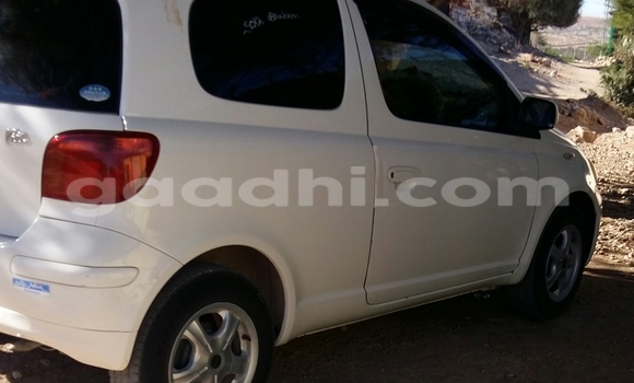 Acheter Occasion Voiture Toyota Vitz Blanc à Hargeysa, Somaliland Acheter Occasion Voiture Toyota Vitz Blanc à Hargeysa, Somaliland