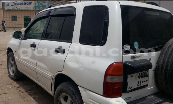 Buy Used Suzuki Vitara White Car in Hargeysa in Somaliland Buy Used Suzuki Vitara White Car in Hargeysa in Somaliland