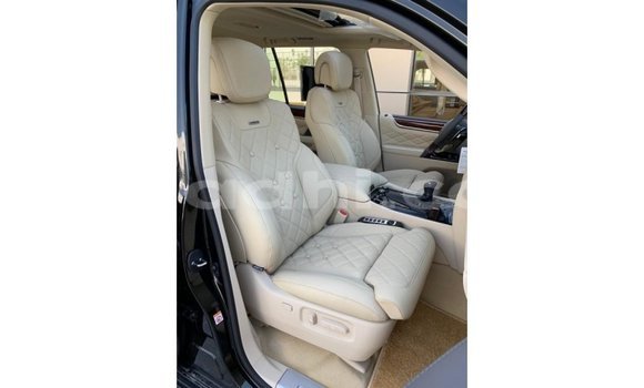 اشتري Imported Lexus LX أسود سيارة في Import - Dubai في الصومال اشتري Imported Lexus LX أسود سيارة في Import - Dubai في الصومال
