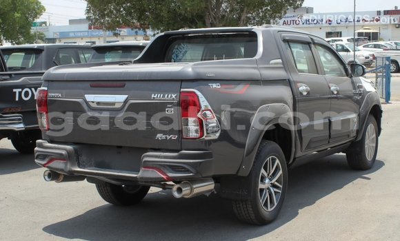 اشتري Imported Toyota Hilux أسود سيارة في Import - Dubai في الصومال اشتري Imported Toyota Hilux أسود سيارة في Import - Dubai في الصومال