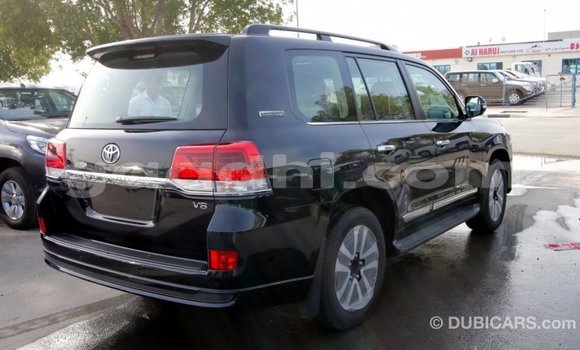 اشتري Imported Toyota Land Cruiser أسود سيارة في Import - Dubai في الصومال اشتري Imported Toyota Land Cruiser أسود سيارة في Import - Dubai في الصومال