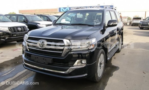 اشتري Imported Toyota Land Cruiser أسود سيارة في Import - Dubai في الصومال اشتري Imported Toyota Land Cruiser أسود سيارة في Import - Dubai في الصومال