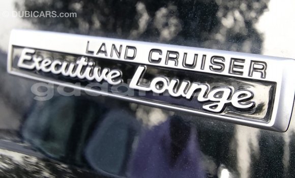 اشتري Imported Toyota Land Cruiser أسود سيارة في Import - Dubai في الصومال اشتري Imported Toyota Land Cruiser أسود سيارة في Import - Dubai في الصومال