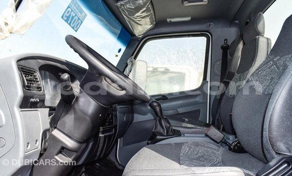 اشتري Imported Mercedes-Benz 190 أبيض سيارة في Import - Dubai في الصومال اشتري Imported Mercedes-Benz 190 أبيض سيارة في Import - Dubai في الصومال