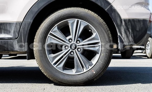 Acheter Import Voiture Hyundai Creta Beige à Import - Dubai, Somalie Acheter Import Voiture Hyundai Creta Beige à Import - Dubai, Somalie