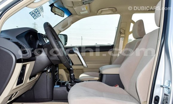 اشتري Imported Toyota Prado آخر سيارة في Import - Dubai في الصومال اشتري Imported Toyota Prado آخر سيارة في Import - Dubai في الصومال