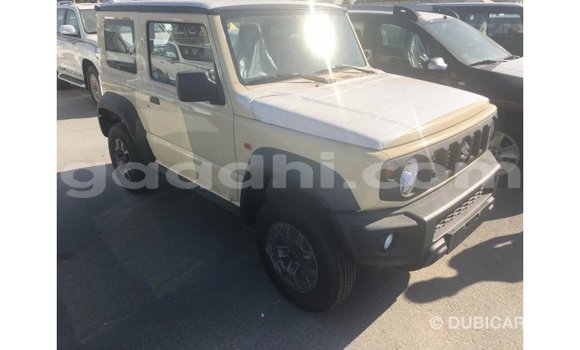 اشتري Imported Suzuki Jimny اللون البيج سيارة في Import - Dubai في الصومال اشتري Imported Suzuki Jimny اللون البيج سيارة في Import - Dubai في الصومال