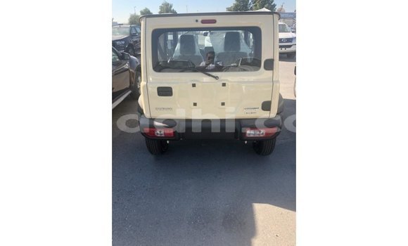 اشتري Imported Suzuki Jimny اللون البيج سيارة في Import - Dubai في الصومال اشتري Imported Suzuki Jimny اللون البيج سيارة في Import - Dubai في الصومال