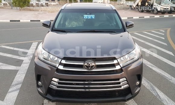 ይግዙ Imported Toyota Highlander ሌላ መኪና በ Import - Dubai በ ሶማሊያ ይግዙ Imported Toyota Highlander ሌላ መኪና በ Import - Dubai በ ሶማሊያ