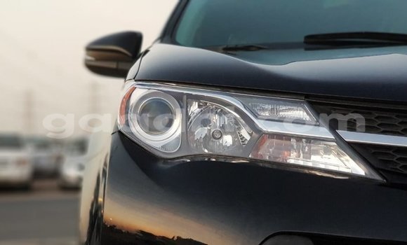 Buy Import Toyota HiAce Black Truck in Import - Dubai in Somalia