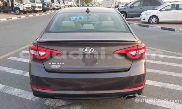 اشتري Imported Hyundai Sonata بنى سيارة في Import - Dubai في الصومال اشتري Imported Hyundai Sonata بنى سيارة في Import - Dubai في الصومال