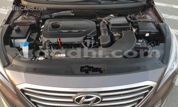 اشتري Imported Hyundai Sonata بنى سيارة في Import - Dubai في الصومال اشتري Imported Hyundai Sonata بنى سيارة في Import - Dubai في الصومال