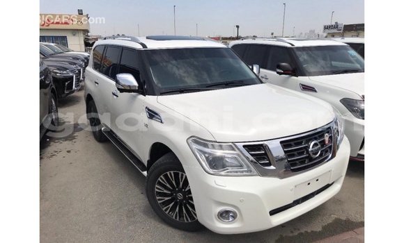 ይግዙ Imported Nissan Patrol ነጭ መኪና በ Import - Dubai በ ሶማሊያ ይግዙ Imported Nissan Patrol ነጭ መኪና በ Import - Dubai በ ሶማሊያ