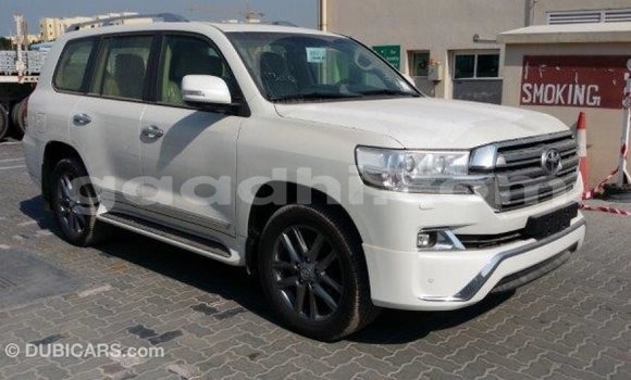 Buy Import Toyota Land Cruiser White Car in Import - Dubai in Somalia Buy Import Toyota Land Cruiser White Car in Import - Dubai in Somalia