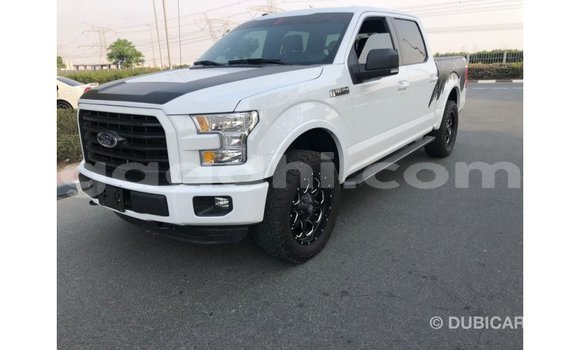 ይግዙ Imported Ford Club Wagon ነጭ መኪና በ Import - Dubai በ ሶማሊያ ይግዙ Imported Ford Club Wagon ነጭ መኪና በ Import - Dubai በ ሶማሊያ